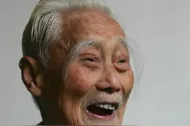 给大家讲点人体的冷知识，我们人体的指甲、头发、睫毛图片