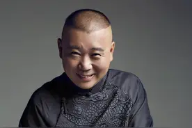 什么叫人情世故： 1，朋友请你吃饭，你想带瓶酒过去图片