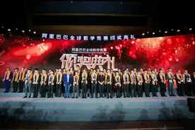 姜萍是数学天才少女，还是攀登数学高峰的提线木偶？图片