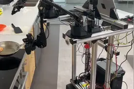 其貌不扬的机器人，几乎承包所有家务，会颠覆保姆行业吗视频封面