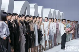 CHEN.1988·陈龙│SS25中国国际时装周 秀场视频封面