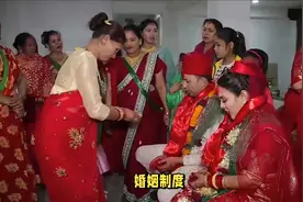 太敢了！这位印度女孩嫁给了五兄弟，一妻多夫真能行？视频封面