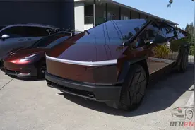 当游戏中的车开进现实，特斯拉的Cybertruck，可惜国内不能上路视频封面