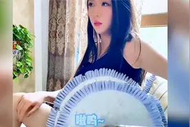 前俯后仰男士间de默契与默契行为视频封面