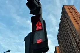 北京也对公积金政策调整，执行“认房不认商贷”，谁将最受益呢？视频封面