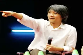 周星驰三次请他客串都遭到拒绝，周星驰：以秒计的片酬我请不动视频封面