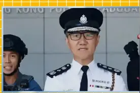 当帅气的香港阿sir入驻抖音后，网友却提醒他不要和罗平警方玩视频封面
