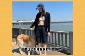 欧阳娜娜泳装照，网友评价不一视频封面