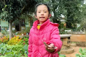 爸爸妈妈吵架了，7岁女儿机智应对，真是人小鬼大视频封面