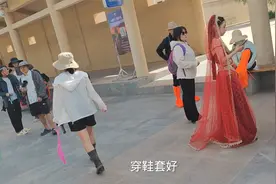 敦煌鸣沙山月牙泉，详细记录游览过程，现场实拍视频封面