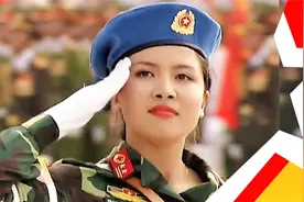 检阅越南三军仪仗队：美国一脸嫌弃日本一脸猥琐，俄罗斯最受欢迎视频封面