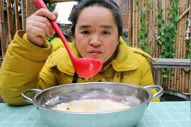 苗大姐胃痛整夜睡不着，全身酸痛难受老火，吃月子餐试试视频封面