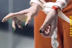 一口气看完科幻美剧天赋异禀第一季，我也想要万磁王的超能力视频封面