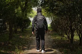 无广！踩坑总结，购买双肩包需要关注哪几个方面？Osprey小鹰推荐视频封面