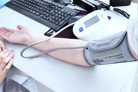 电子血压计的使用方法视频封面