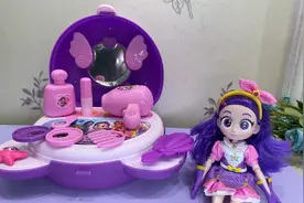 紫星公主变装玩具视频封面