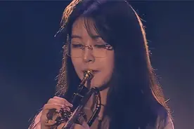比二手玫瑰唢呐还流氓的乐器，赵雷演唱会小号一响全场沸腾！视频封面