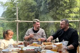 朋友说我做的菜味道不错，考虑是不是应该改行去当厨师 (64)
