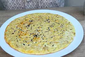 如果您有1杯燕麦片和2个鸡蛋，请制作这个5分钟早餐食谱视频封面