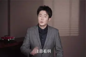 美国狂买俄罗斯原油，一周进口激增40%，每日进口10万桶_1视频封面