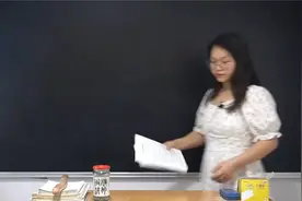 历史上最后一位状元是谁？同学差点把美女老师气晕！笑的我肚儿疼视频封面