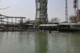 袁家村停车场管理混乱图片