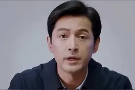 男神胡歌，任正非曾用12个字评价：始于颜值，陷于才华，忠于人品图片