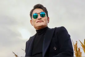 朱之文登上时尚杂志，颠覆大家印象，别被他和朱楼村的村民骗了图片