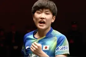 张本智和打疯了！3-0吊打名将晋级八强，对手曾战胜国乒5大主力图片