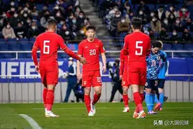 国际足联扩增参赛队伍，国足有望踢入2026年世界杯，李霄鹏迎转机图片