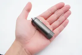 支持20W+30W同时快充，机乐堂50W 双C口快充车充拆解图片
