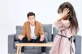父亲的脸色决定孩子未来？家有严父，孩子长大后易有三种性格缺陷图片