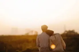 人到中年：父亲的爱，是从“沉默”开始的图片