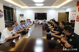 江苏泰州：严查！未成年禁止进入图片