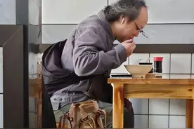 53岁窦唯近照曝光：“穷困潦倒”，已成仙图片