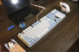 让队友不再嫌弃你的炫酷机械键盘图片