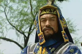 年羹尧飞黄腾达是因为夺嫡？不是他依靠四爷，而是四爷看上了他图片
