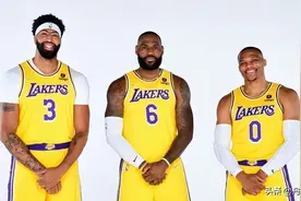 NBA早报：湖人三巨头电话会议，哈登想先得分再组织，三球改穿1号图片