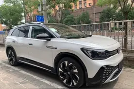 千万不要自己手动补漆图片