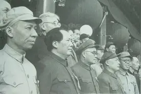 1949年，毛主席为何最后定都北京，背后离不开一位高人指点图片