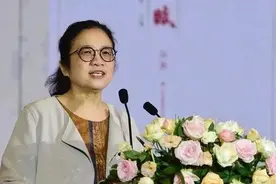 看完孙晓云书法作品，她的成功真相大白，网友：功夫在先荣誉在后图片