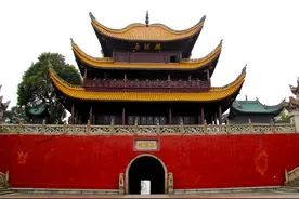 洞庭湖畔岳阳楼图片