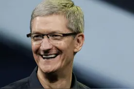 工信部：必须使用C口！库克：好！iPhone15依旧采用“加密接口”图片