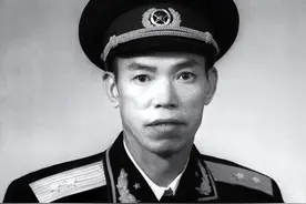 1980年梁兴初返回北京，叶剑英给他两个选择，梁兴初：一个也不选图片