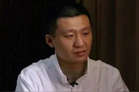 于欢：11人当面侮辱母亲，22岁的他拿起了刀，如今笑着订婚了图片