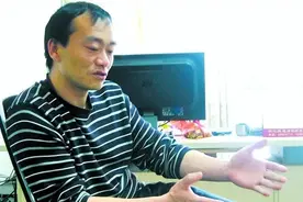 95年韩国女老板逼中国人下跪，那个拒绝下跪的河南小伙后来如何？图片