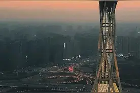 【晚安】愿你的身后总有力量，愿你成为自己的太阳。图片