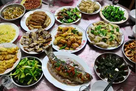 除夕年夜饭，无论穷富，这6道“吉祥素菜”必须有，寓意生财有道图片