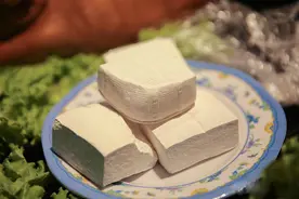 内酯豆腐，千层豆腐，大豆腐适合做啥菜？教你这样做，看着流口水图片
