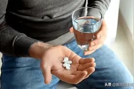 长期吃阿托伐他汀和阿司匹林，出现3种情况及时停药，别心存侥幸图片